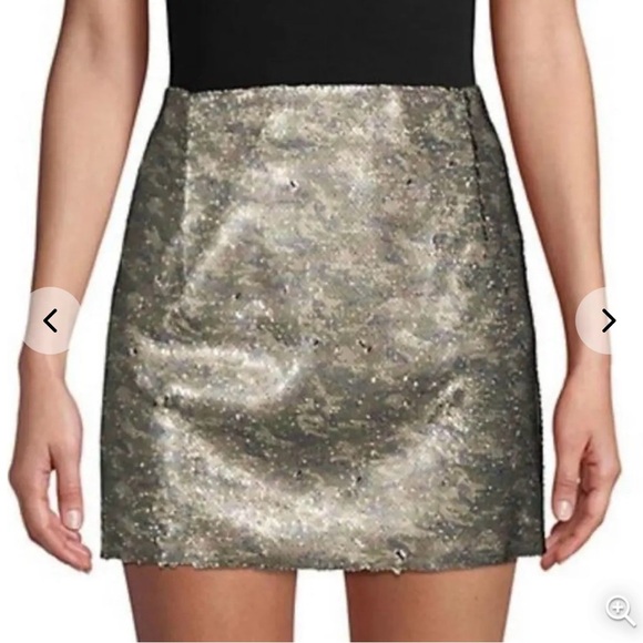 Free People NWT Reversible Sequin Camo Mini Skirt Flip
Sequins Camouflage - Sz 4 - Picture 6 of 14